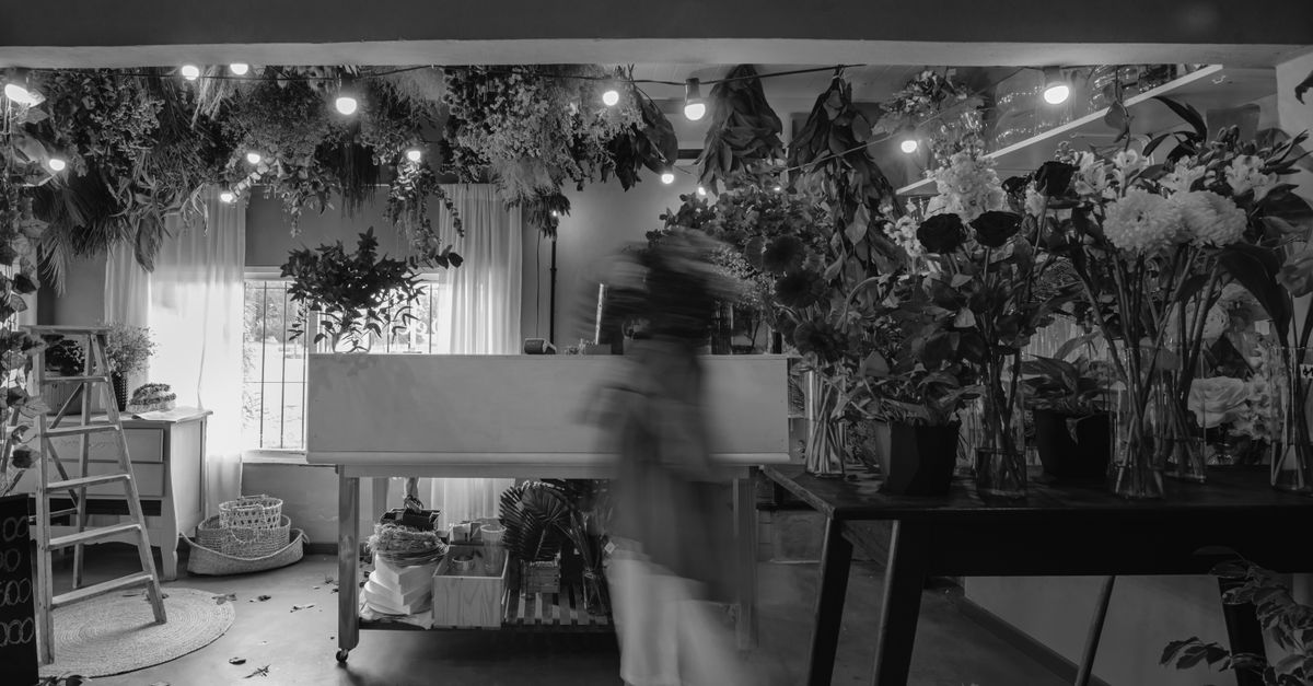Budget-Friendly Floral Centrepieces for Newcastle Weddings